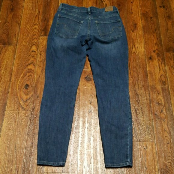 Levis Signature Jeans Sz 4 Medium Womens Mid Rise Skinny Med Wash - Picture 9 of 9